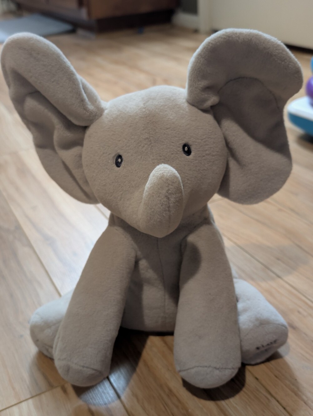 Baby GUND Flappy the Elephant Animated Plush Toy Peek-A-Boo Singing EUC(2016)